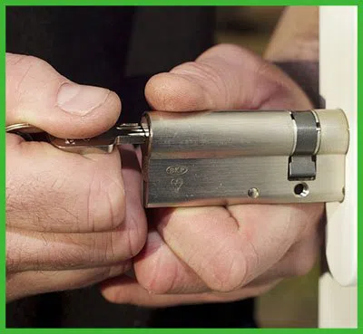 Cambridge Lock And Key Cambridge, MA 617-603-2550 - 4-Locksmith-service